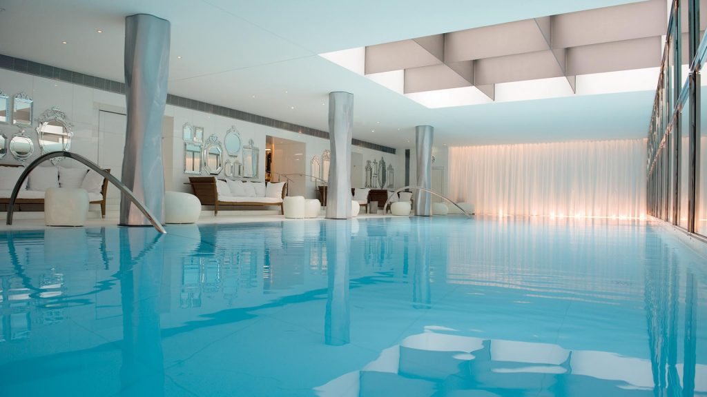 Le Royal Monceau – Raffles Paris — Piscine